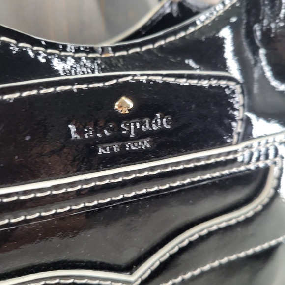 Kate Spade Patent Leather Handbag Womens Black Peeny Treesh FLAW - Picture 3 of 10